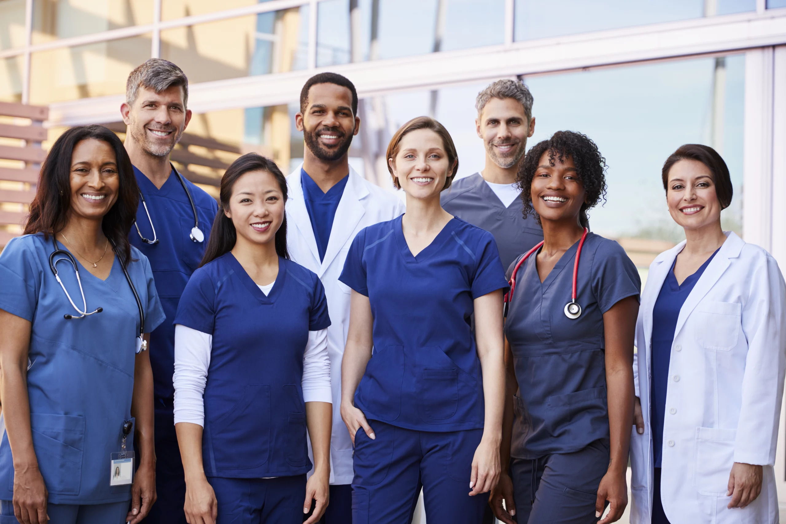 Medizinisches Team einer Klinik – arano healthcare solutions koordiniert externes Personal